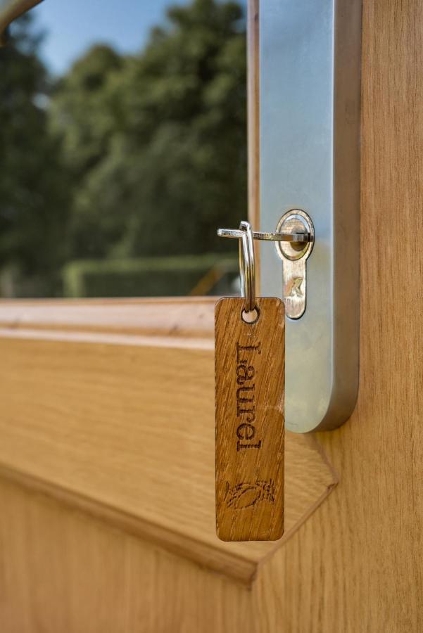 فندق Glamping At South Lytchett Manor بول المظهر الخارجي الصورة