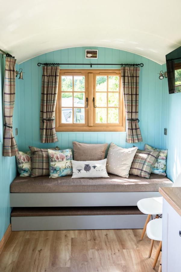 فندق Glamping At South Lytchett Manor بول المظهر الخارجي الصورة