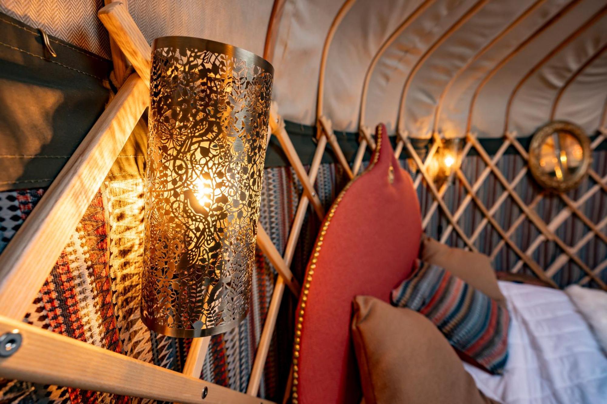 فندق Glamping At South Lytchett Manor بول المظهر الخارجي الصورة